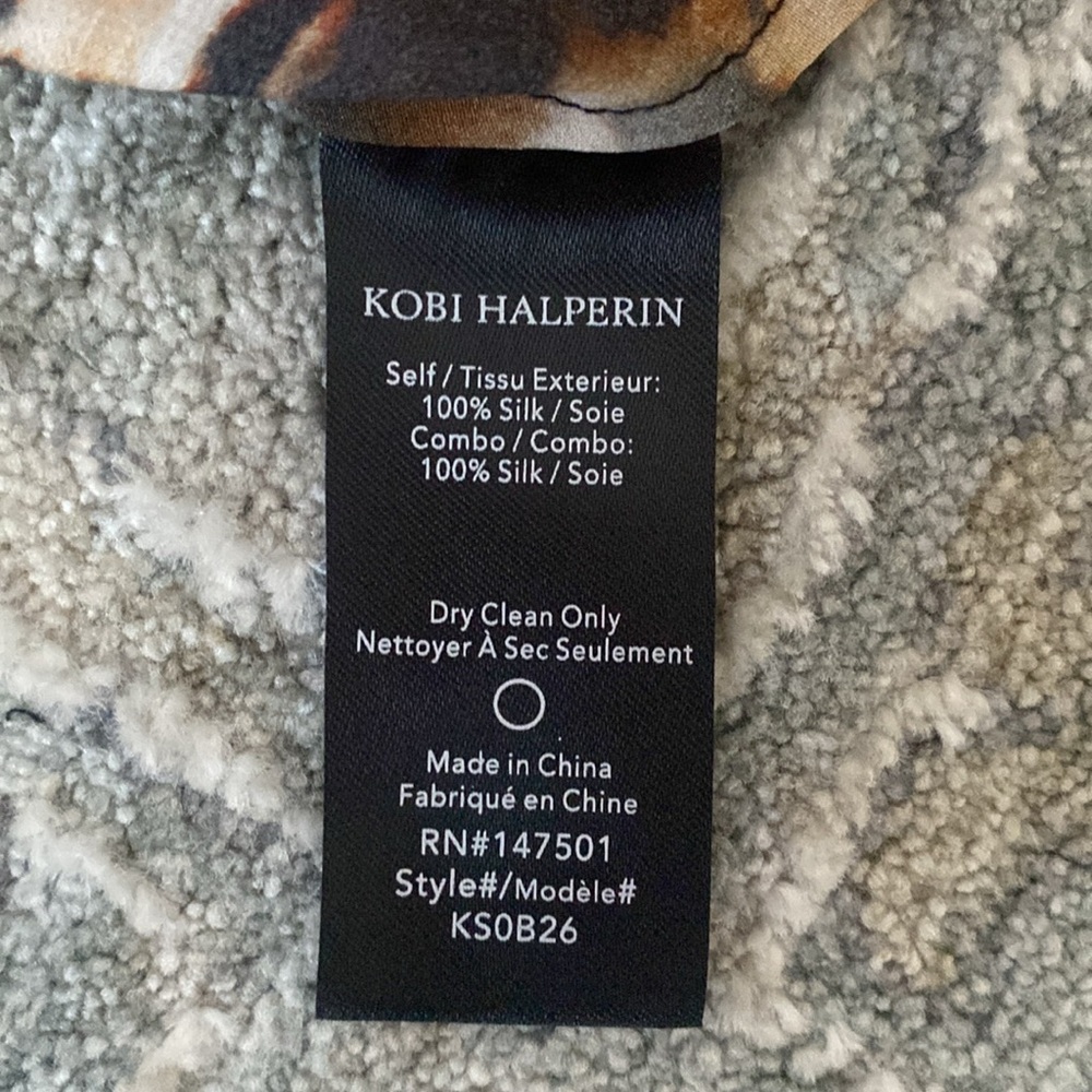 Kobi Halperin 100% Silk Fallon Animal Print Mix
Leopard-Print Blouse - Picture 7 of 8